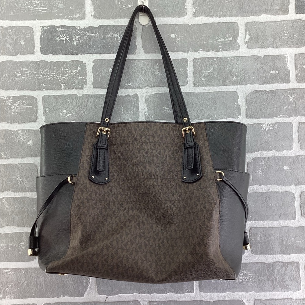 Michael Kors Brown and Black Women's Voyager Small Logo Tote Bag - Picture 8 of 10